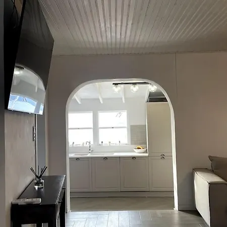 Maria - Modern 3 Bed With Panoramic Sea View * Poros Town