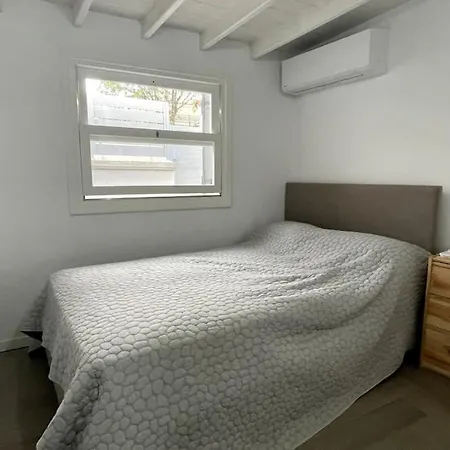 Maria - Modern 3 Bed With Panoramic Sea View *