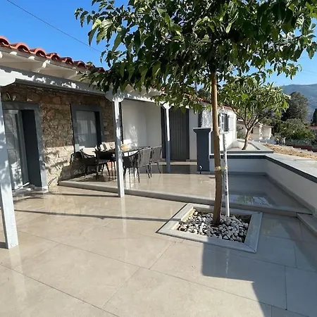 Maria - Modern 3 Bed With Panoramic Sea View